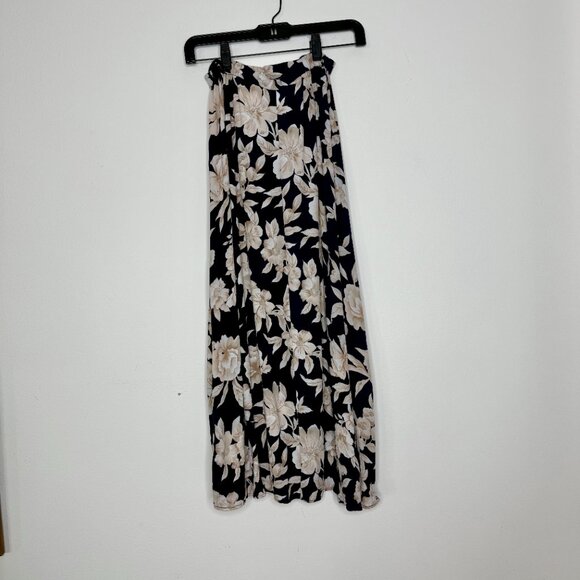 WORTHINGTON | Navy Button-Down Midi Skirt with Cream White Florals - 4 - Picture 8 of 8